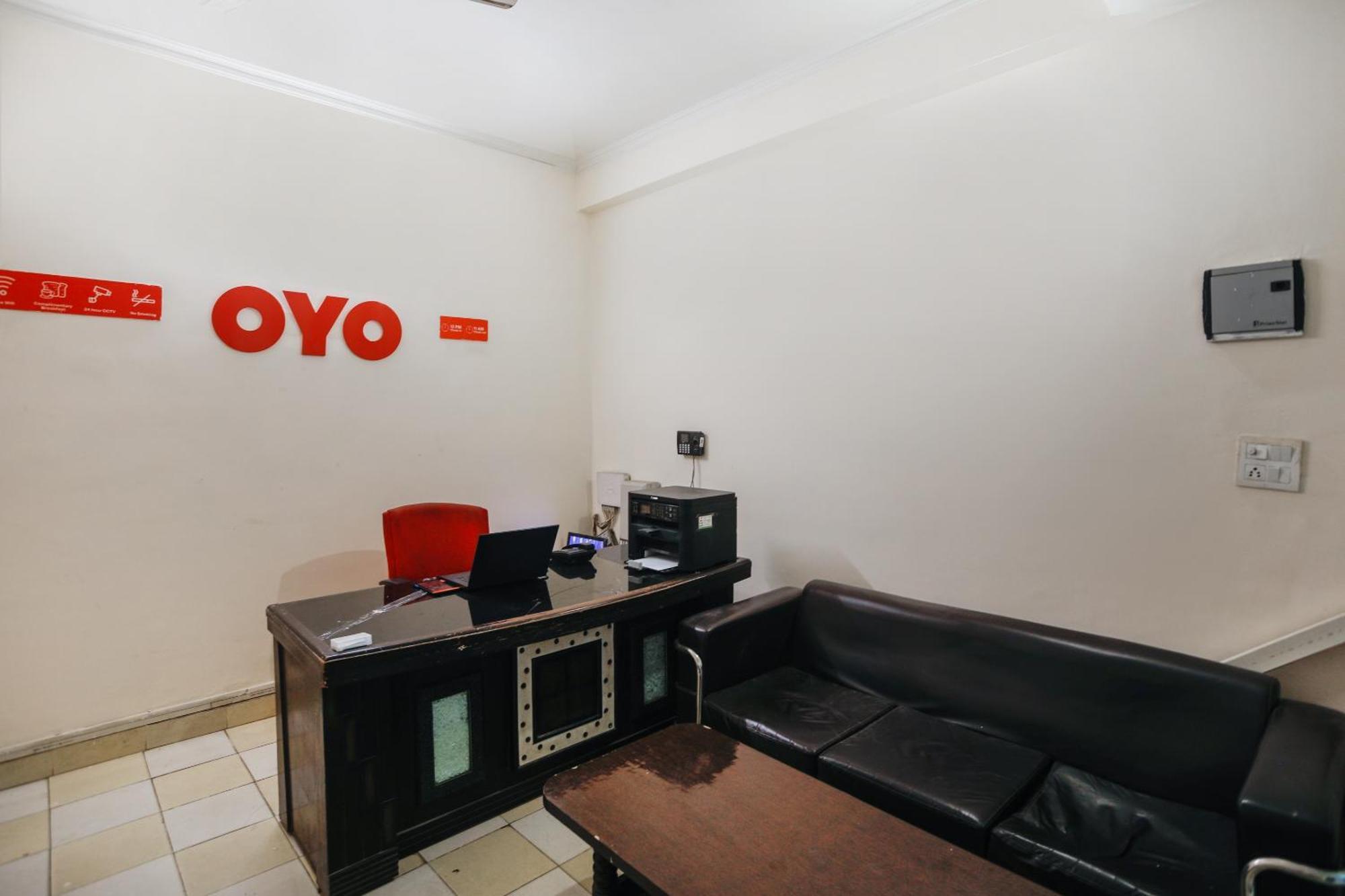 Hotel O Av Residency Near Botanic Garden Of Indian Republic نويدا المظهر الخارجي الصورة